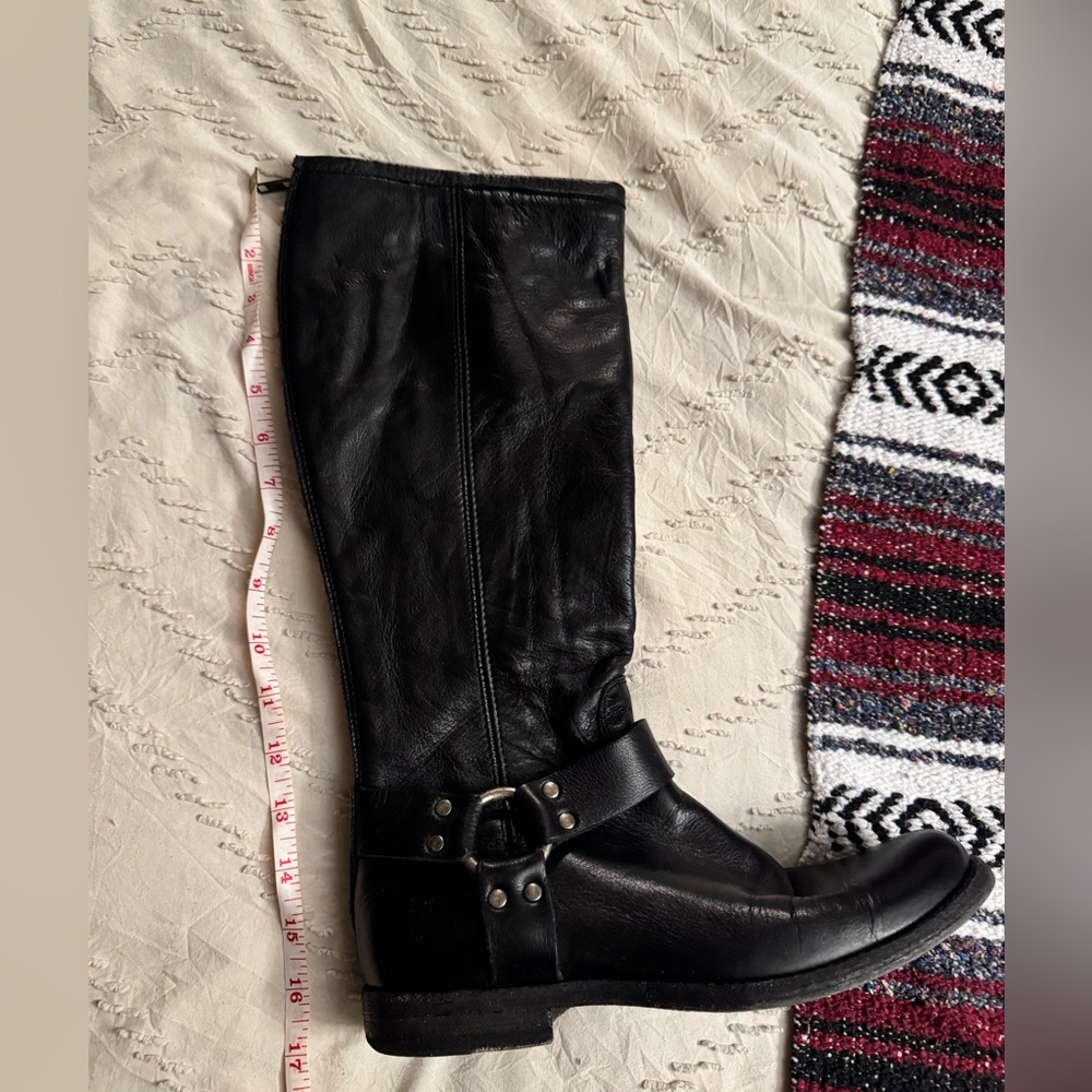 Size 8 Frye Signature Black Leather Riding Boots - Picture 13 of 14